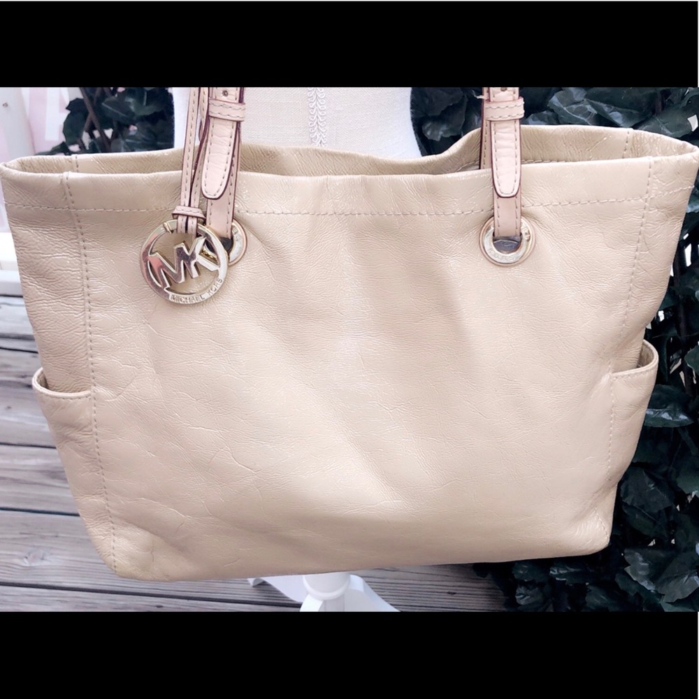 MICHAEL KORS Tan Leather Shoulder Tote Bag - Picture 3 of 9
